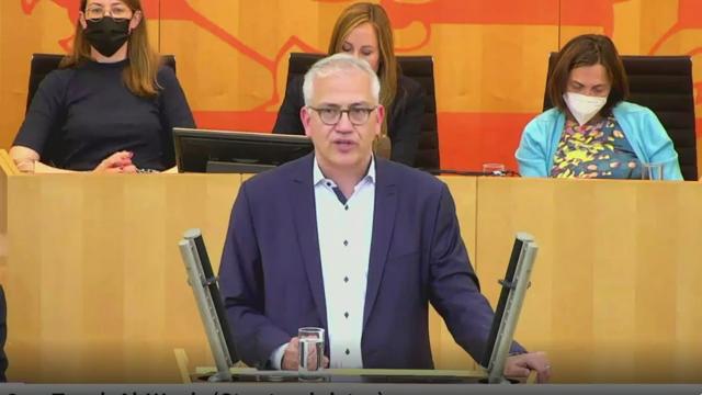Tarek Al-Wazir fordert mehr Tempo in puncto Energiewende Volle Kraft voraus!
