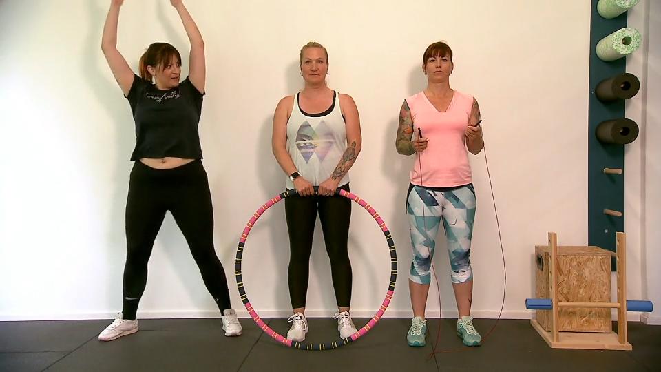Abnehmen mit dem Gute-Laune-Fitnessprogramm Hula-Hoop, Springseil und Co.