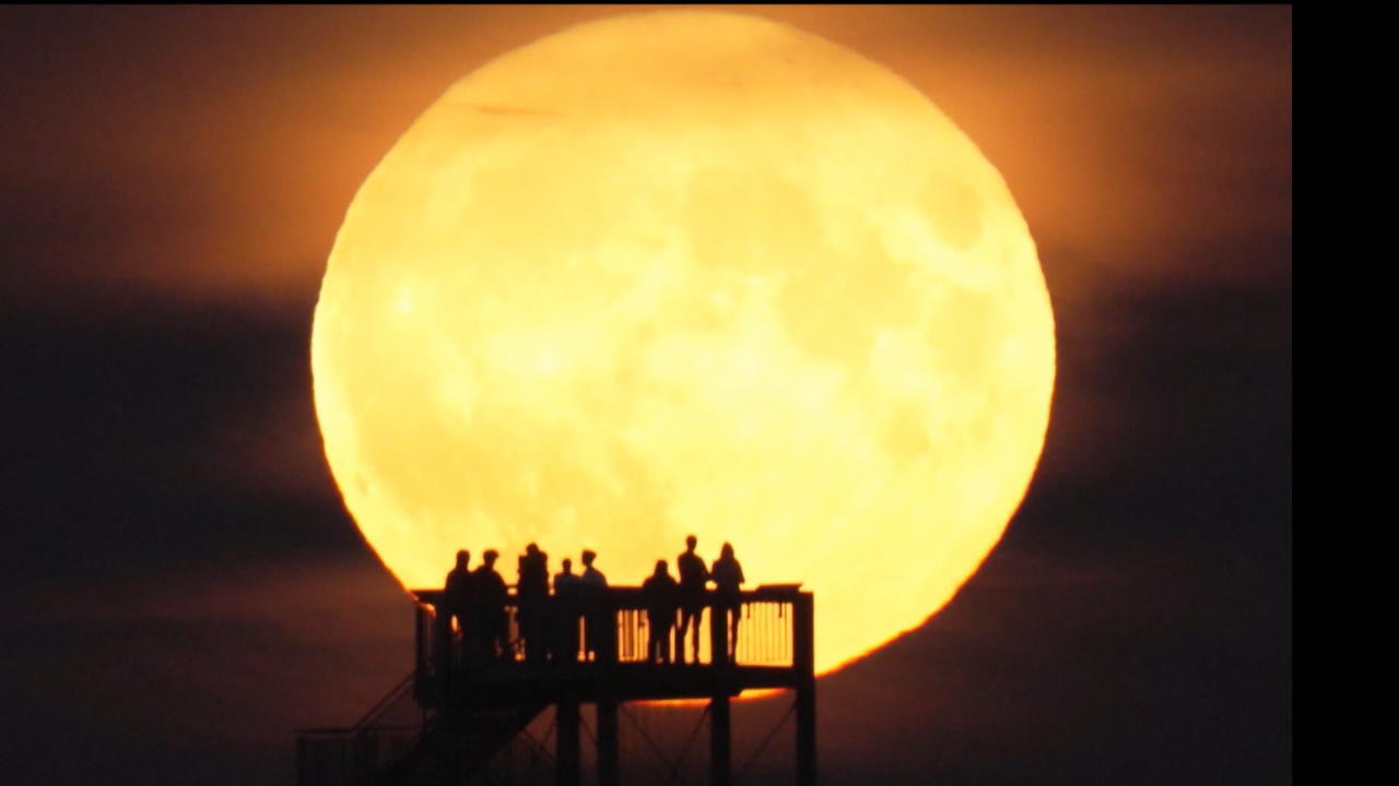 Supermoon fascynuje Niemcy Bliżej niż kiedykolwiek!