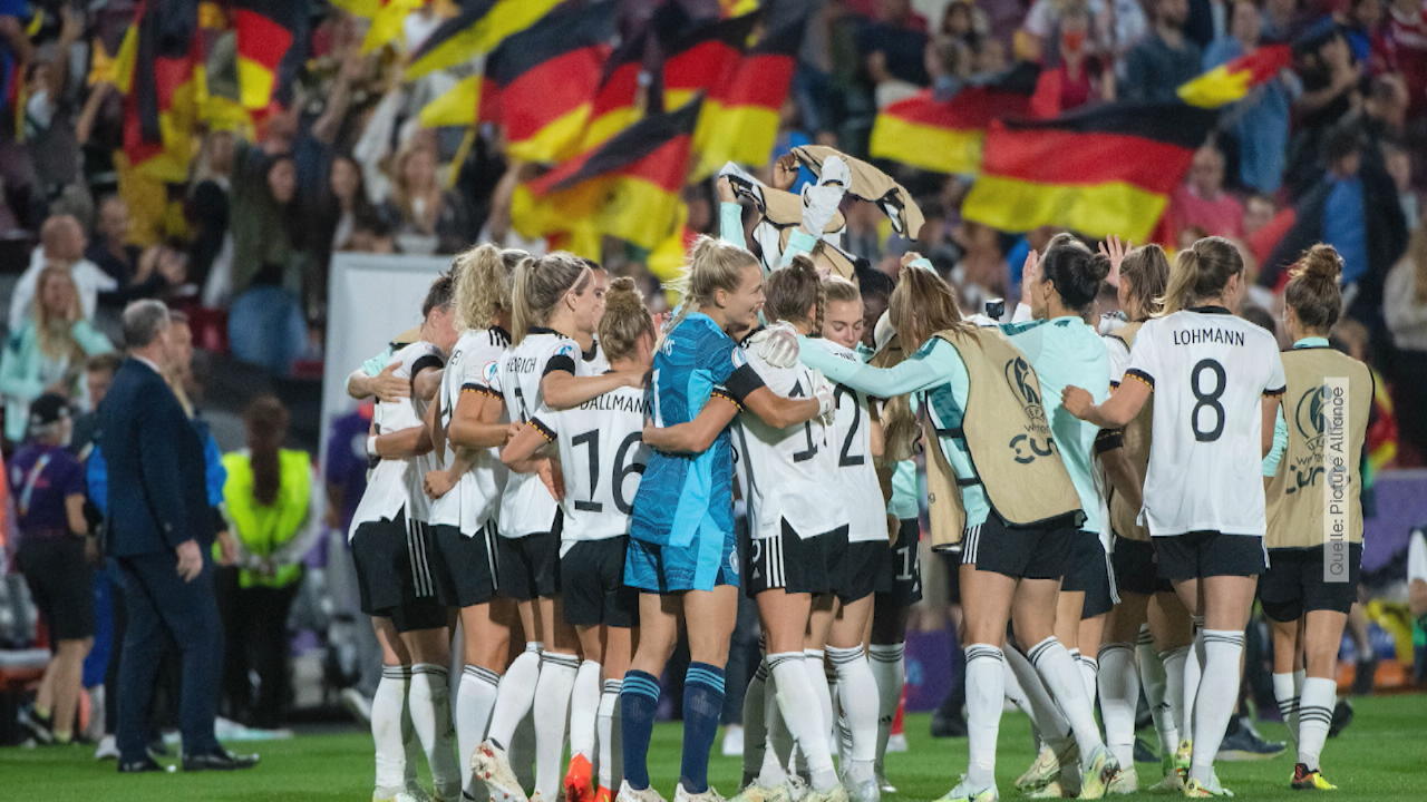 DFB-Frauen kämpfen sich leidenschaftlich eine Runde weiter Emotionales Viertelfinale