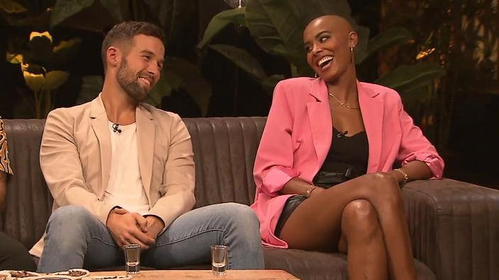 Jan & Sharon sind zusammen! Die Bachelorette ist "sehr happy"