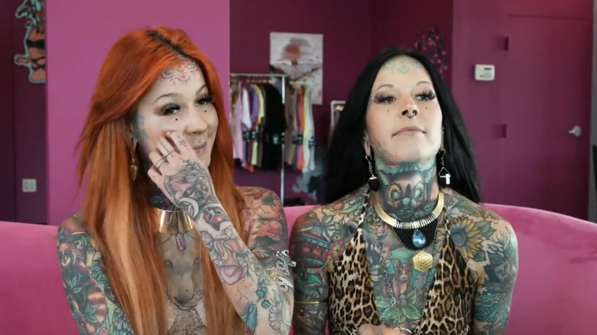 Diese deutschen Tattoo-Zwillinge starten in den USA durch Aline und Alena