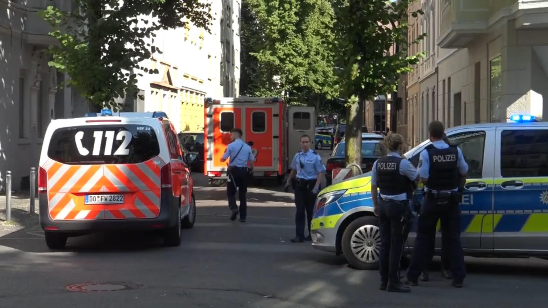Polizei schießt auf Teenager (16) in Dortmund Bei Notoperation gestorben