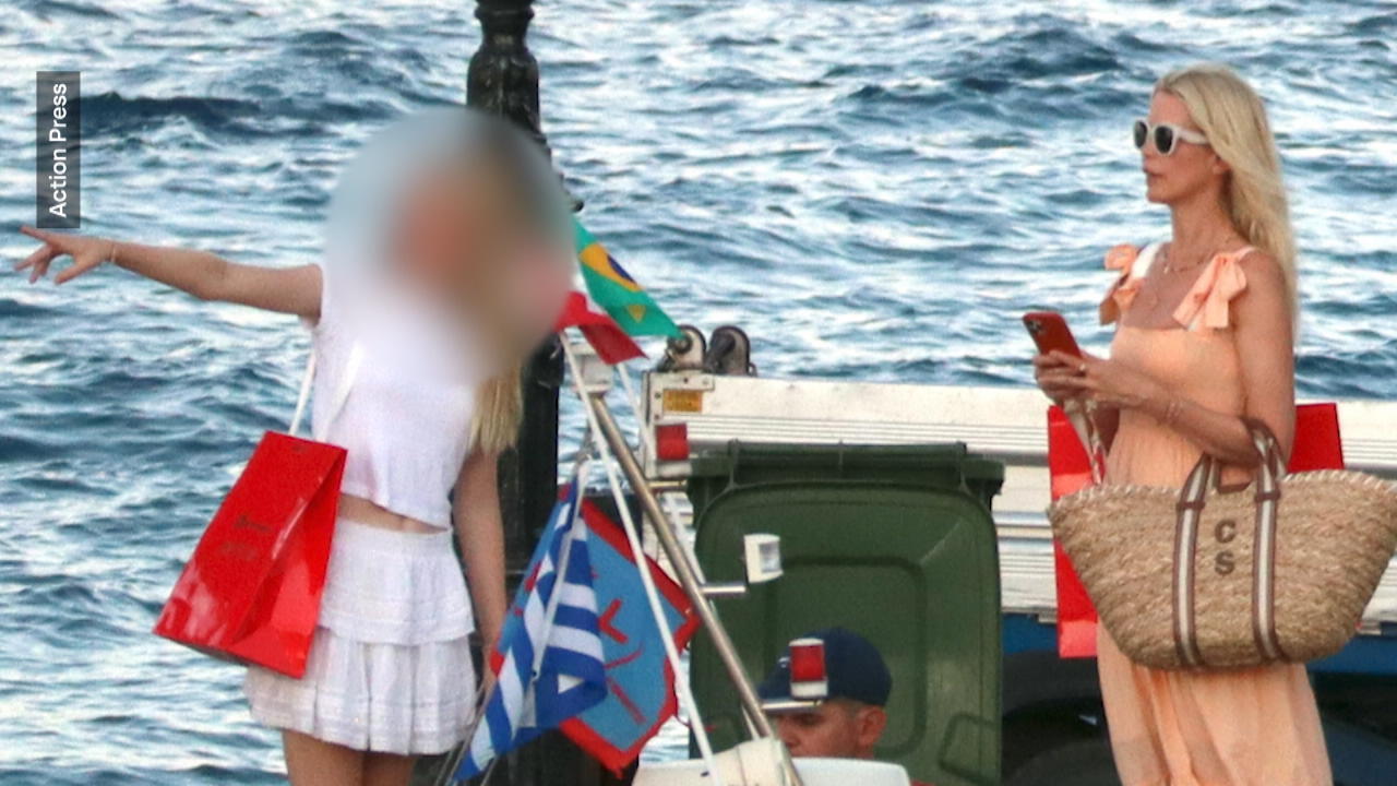 Claudia Schiffer: Griechenland-Urlaub mit ihren Töchtern Cosima weiß, wo es langgeht!