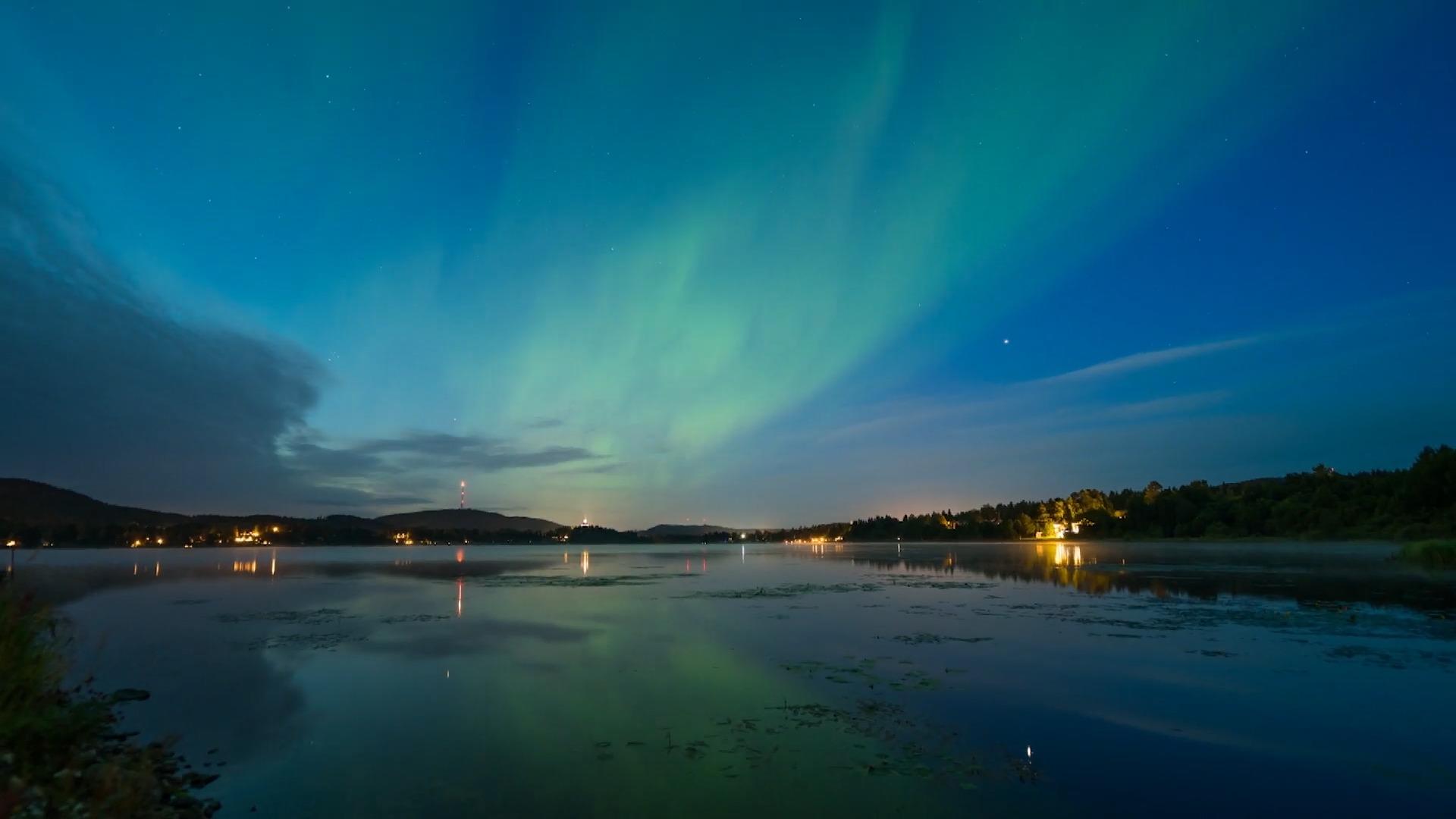 Polarlichter und leuchtende Wolken Wetterphänomen in Schweden