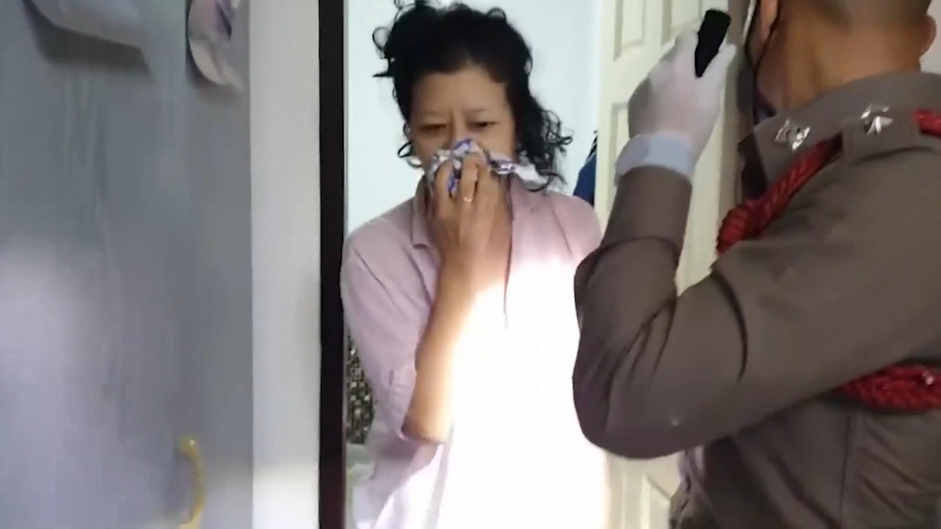 Frau drei Tage lang im eigenen Bad eingesperrt Schwester wird zur Lebensretterin