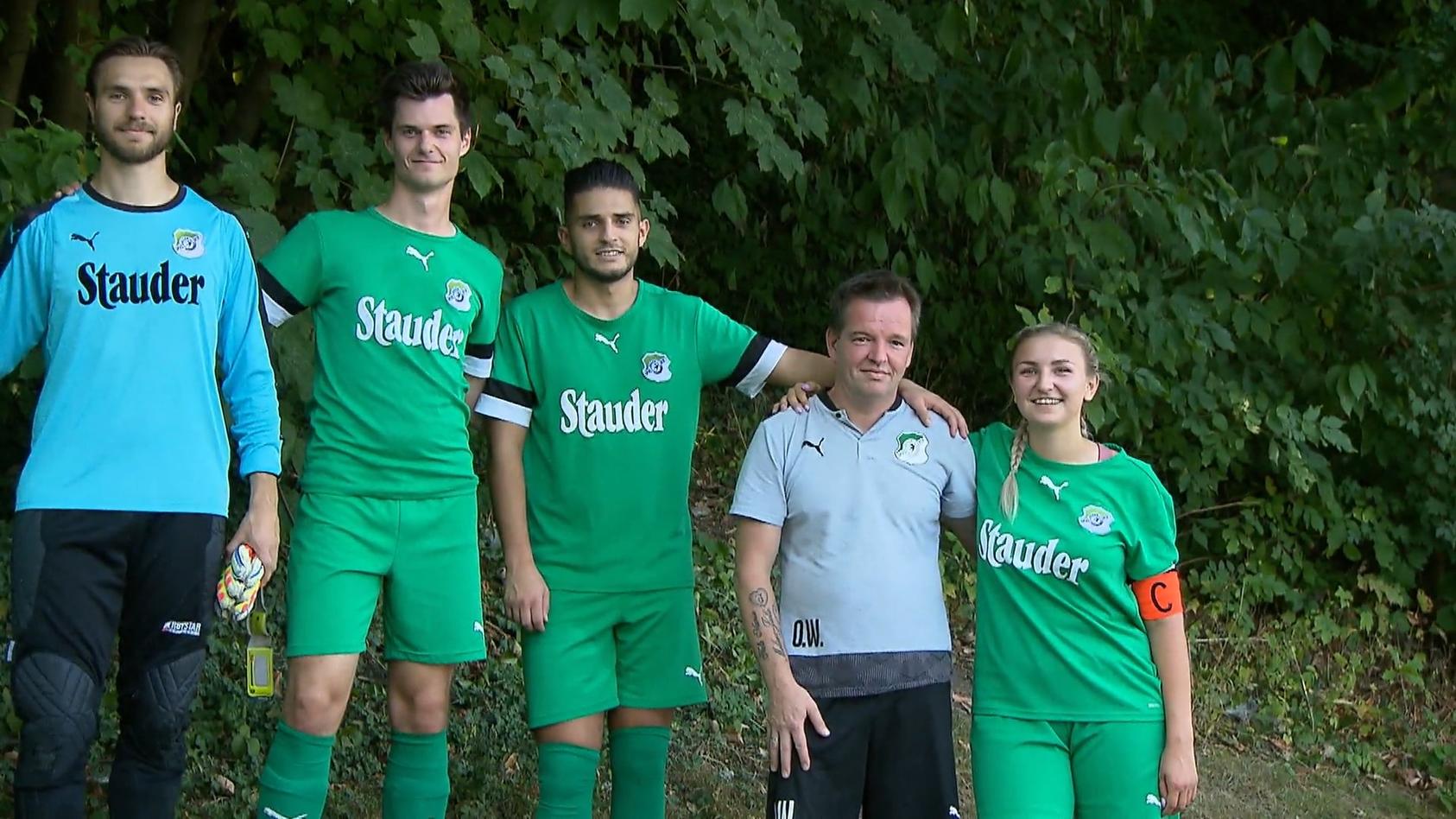 Premiere in der Essener Kreisliga Frau kickt mit Kerlen