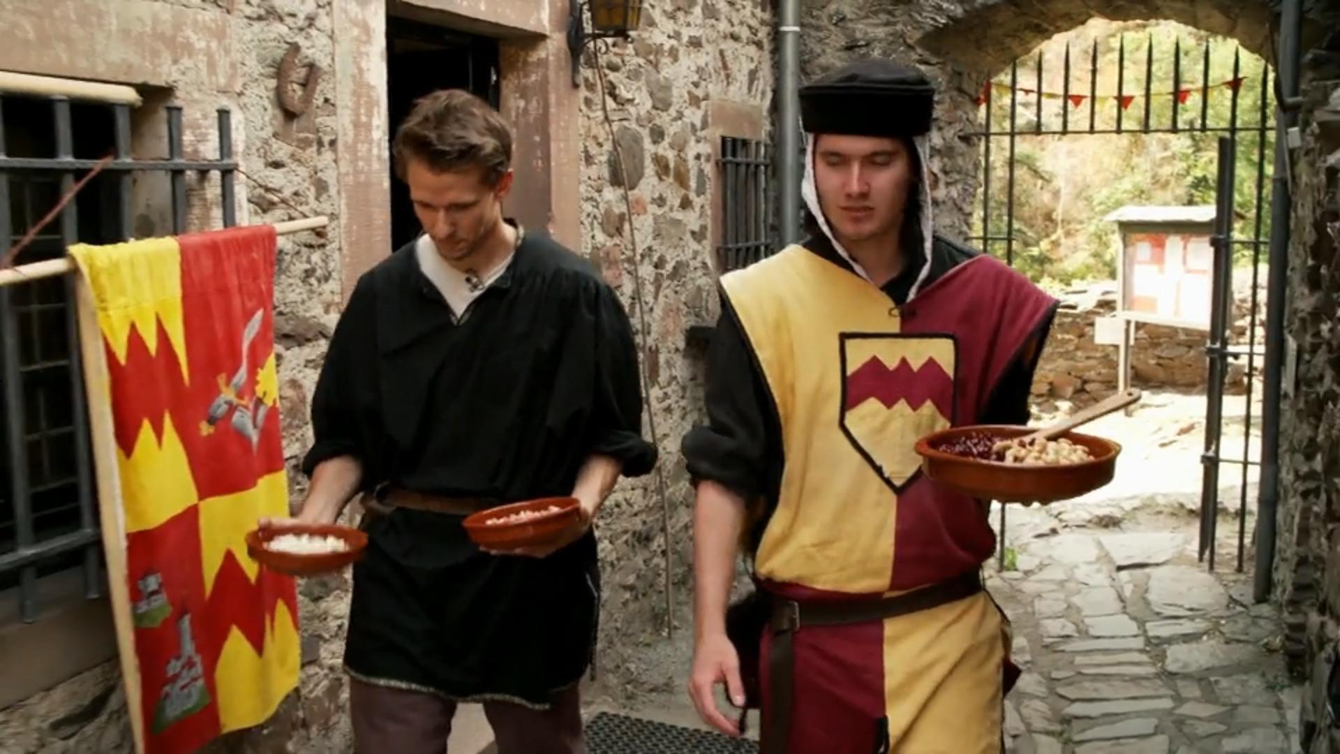 Zu Besuch bei Burgherr Lukas von Manderscheid Leben wie im Mittelalter