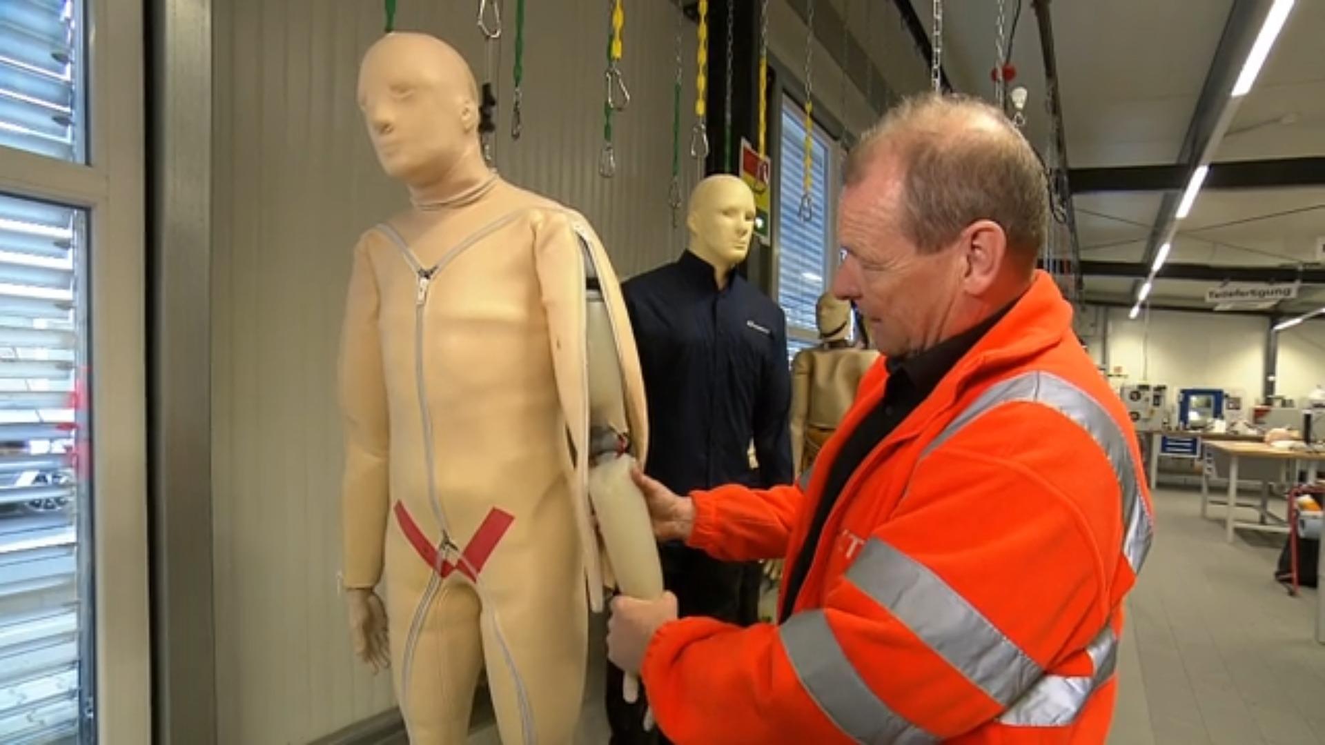 Crashtest-Dummies mit Knochen Firma aus Münster