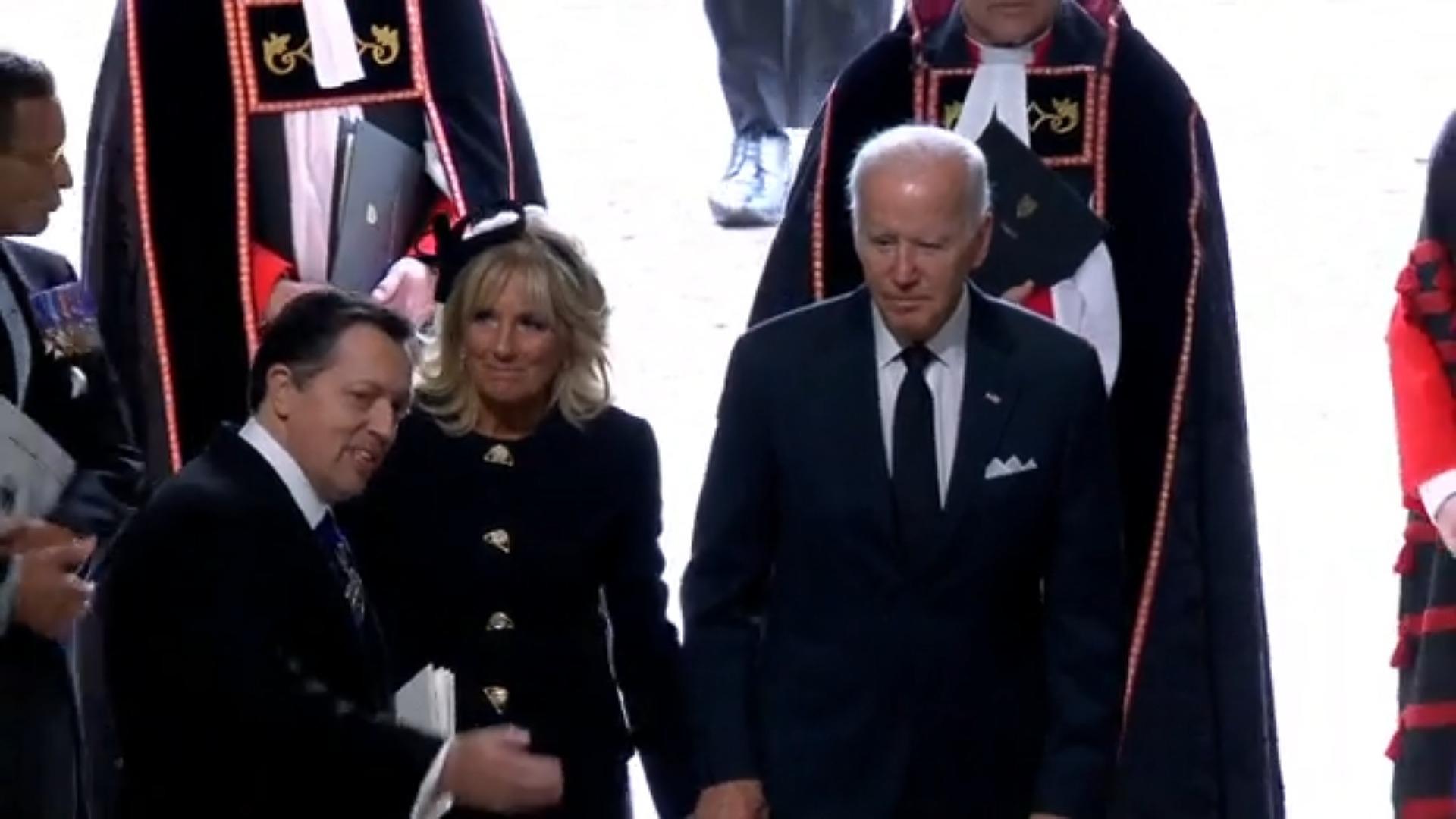 Beerdigung der Queen: Joe Biden ist da! Erste Trauergäste treffen ein