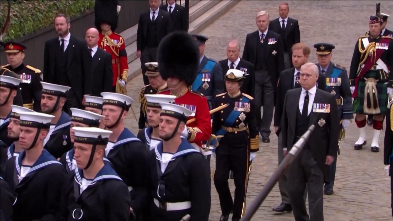 Prince Andrew cries at the Queen's funeral procession