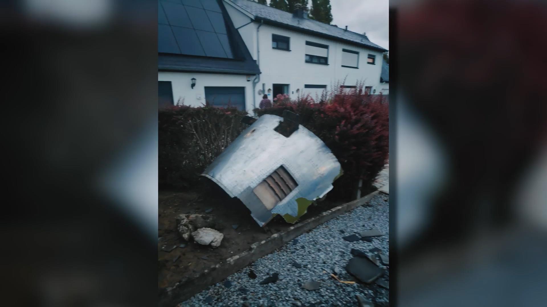 Belgien: Flugzeugturbine stürzt auf Hausdach Schock mitten in der Nacht