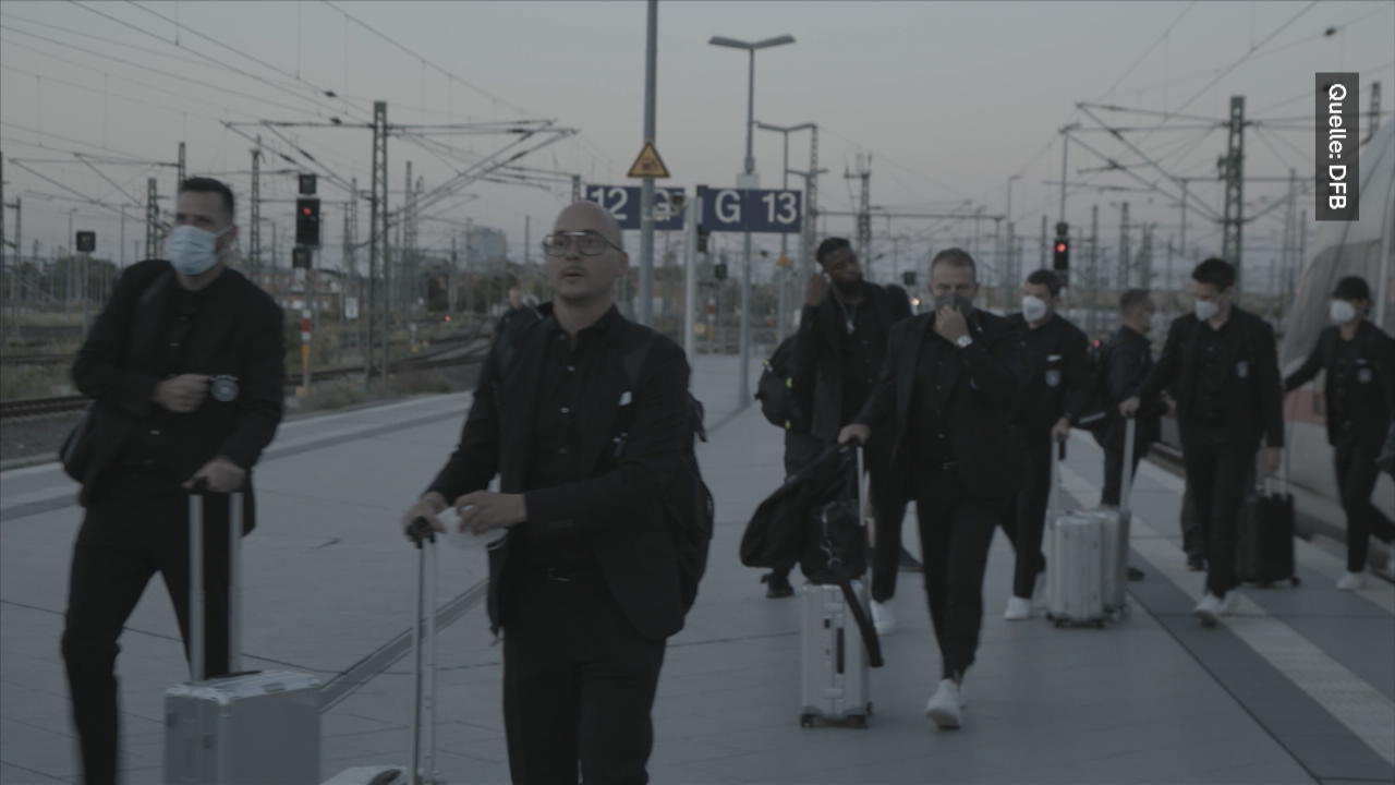 DFB-Team fährt mit ICE zum Länderspiel in Leipzig Vor Nations-League-Duell gegen Ungarn