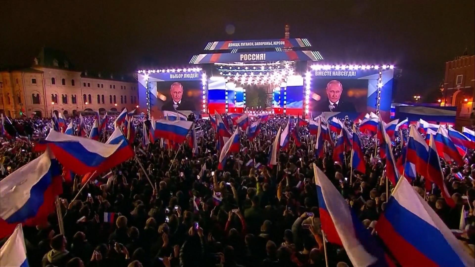 Putin feiert mit Propaganda-Show Annexion ukrainischer Gebiete