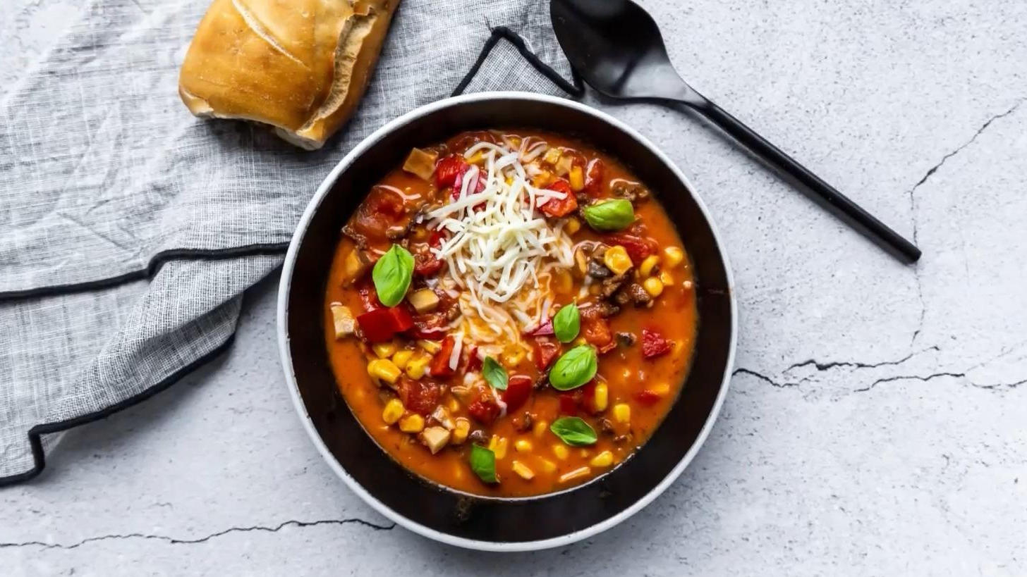 Kürbis? Lauch? Kartoffel? Von wegen! DAS ist die beliebteste Suppe