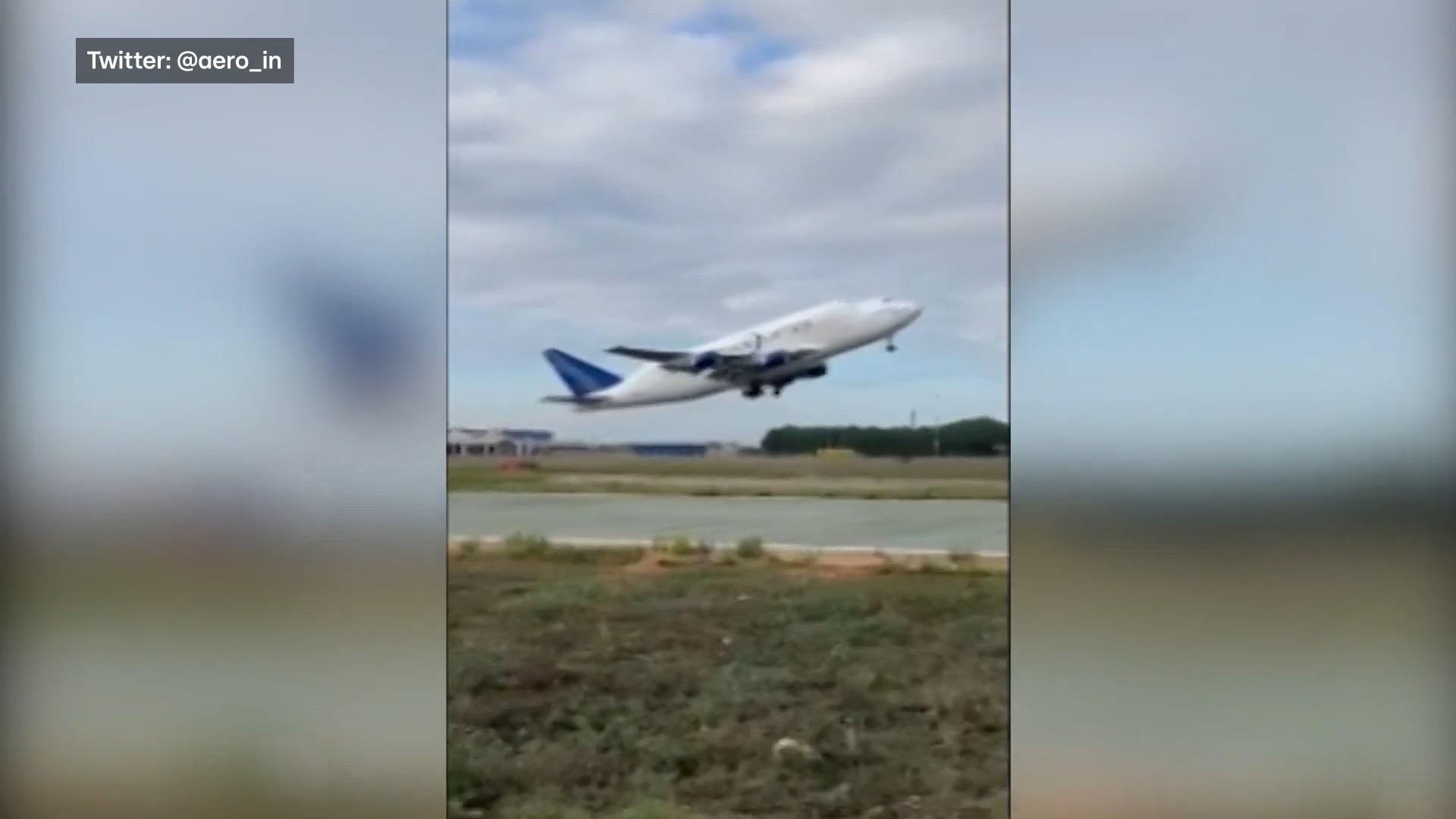 Flugzeug verliert Rad nach Start Schreck am Flughafen