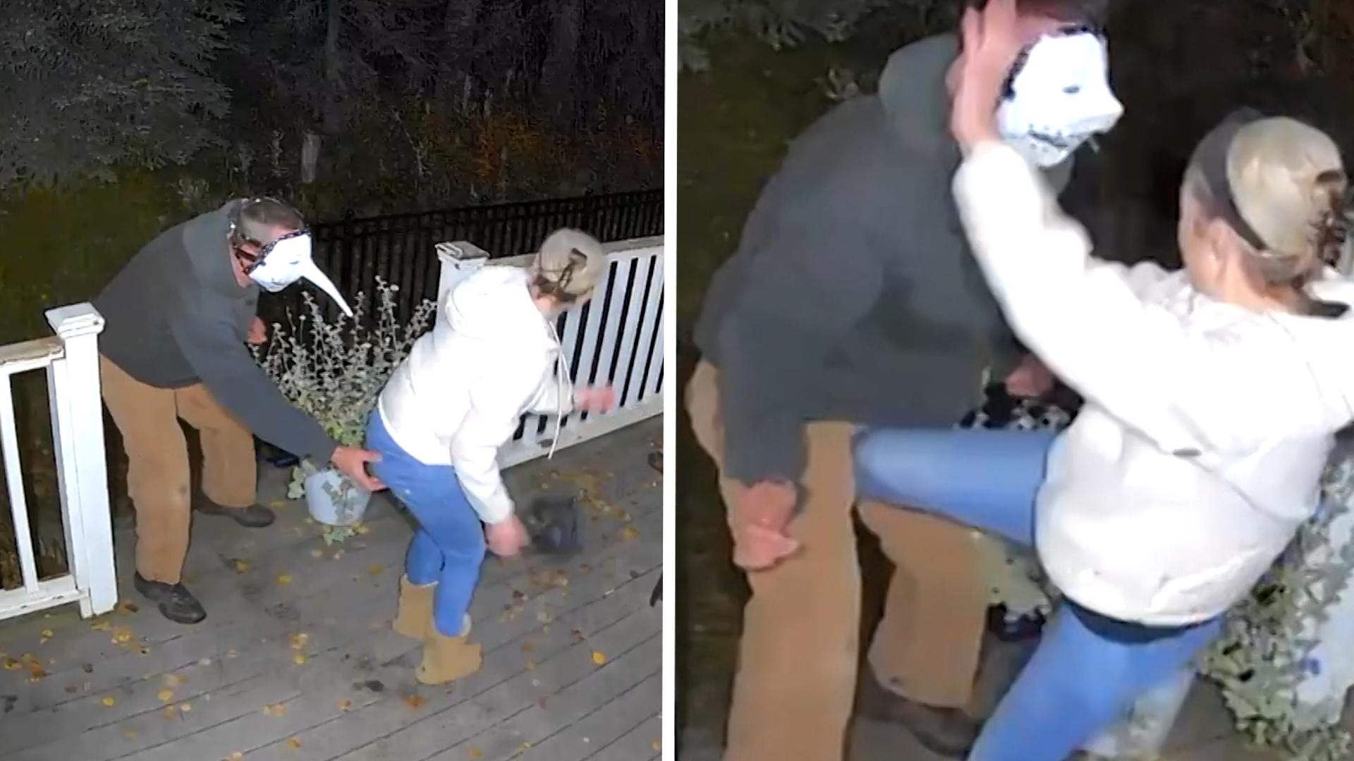 Ehemann will Frau reinlegen – doch das geht voll in die Hose Klöten-Kick nach Halloween-Streich
