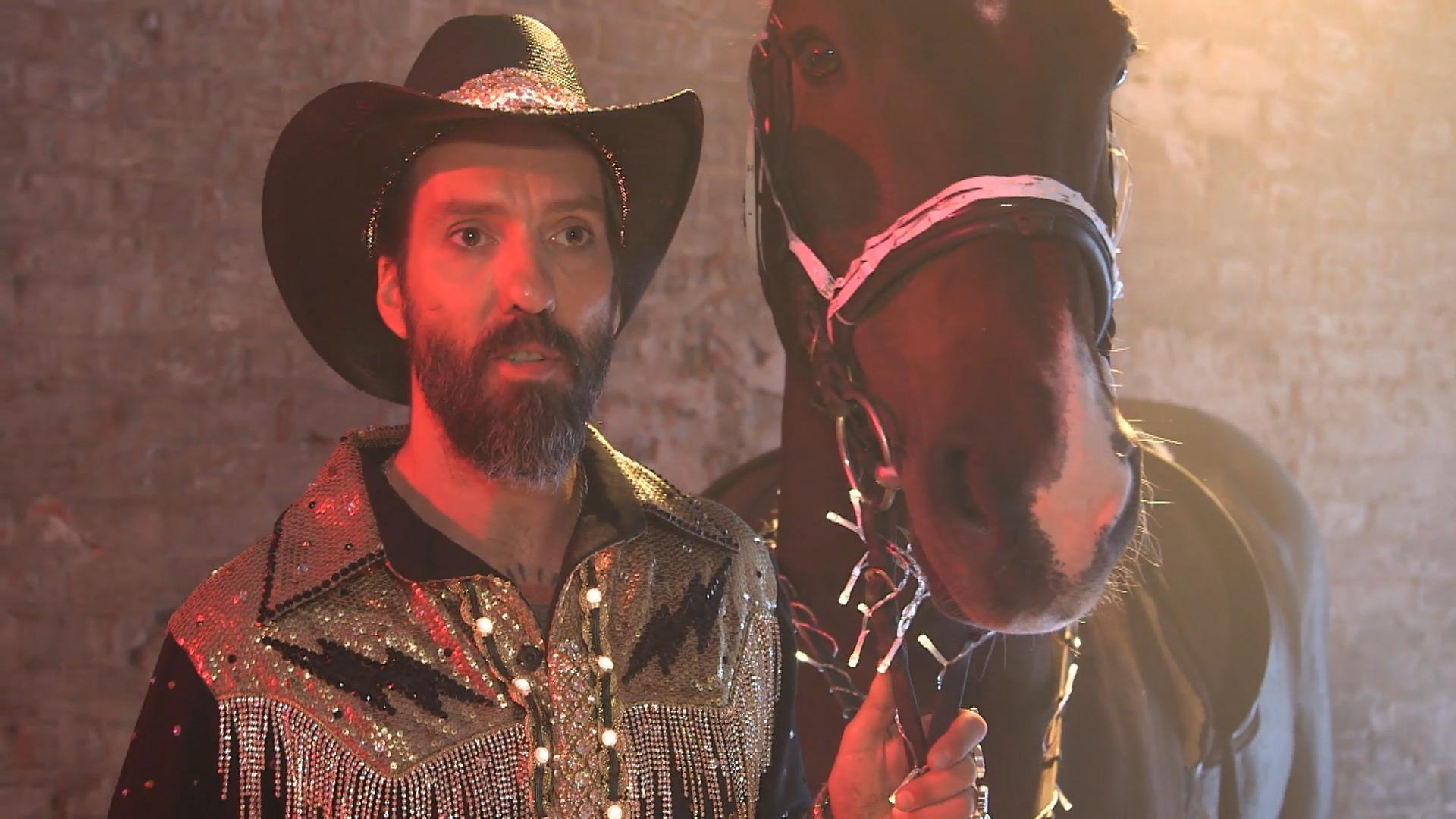 "The BossHoss" veröffentlichen neue Single Die kultigen Cowboys sind wieder da