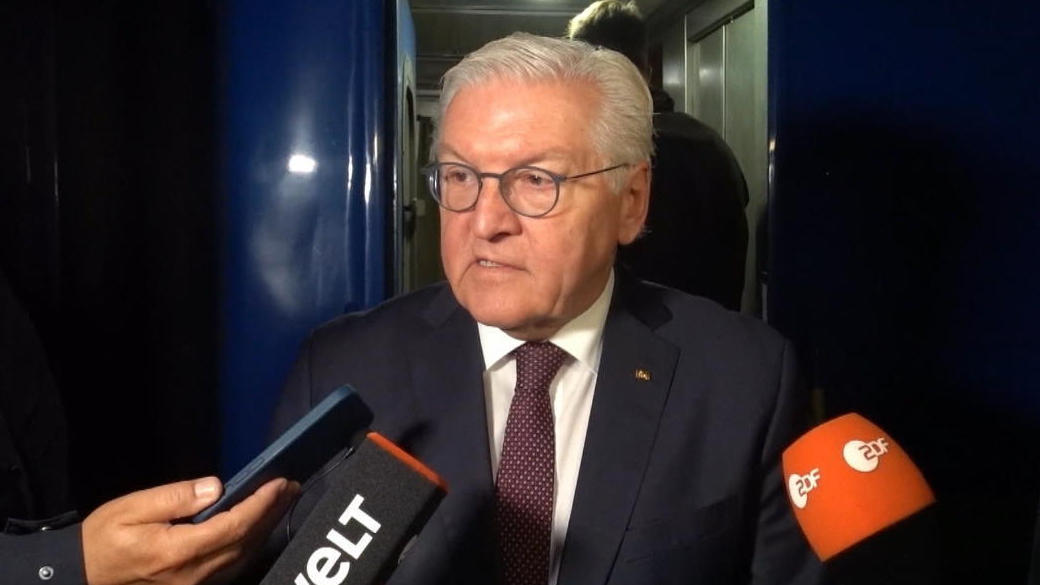 Bundespräsident Steinmeier in Ukraine eingetroffen Überraschender Besuch