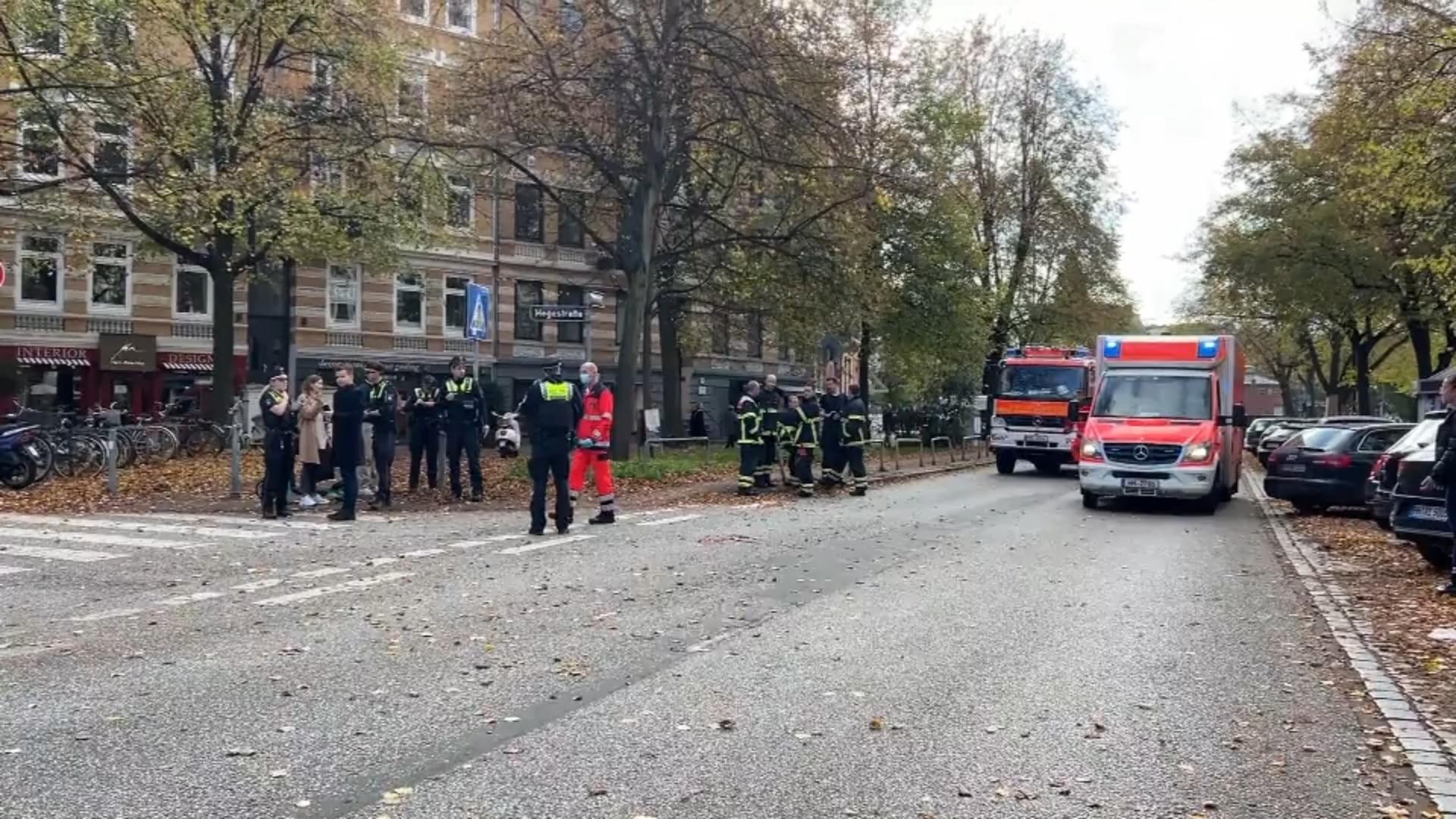 A truck driver escapes without helping a woman who ran over him in Hamburg