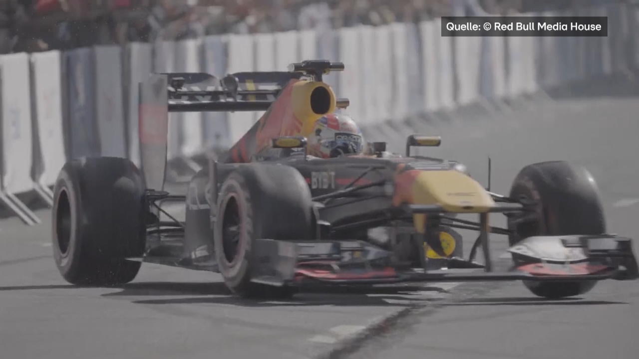 Sergio Perez heizt durch seine Heimatstadt Formel 1: Red-Bull-Pilot zurück in Mexiko