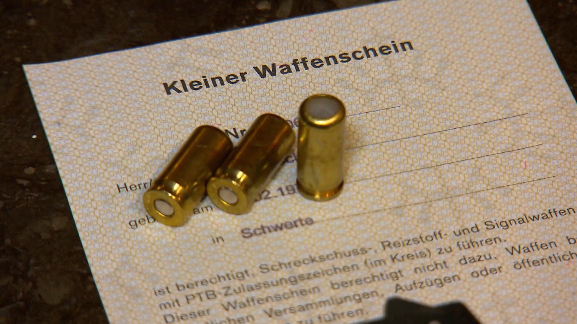 Darum bewaffnen sich die Deutschen zunehmend Anträge auf Kleinen Waffenschein auf Rekordhoch