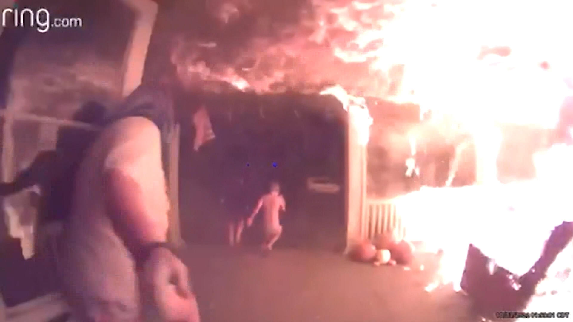 Mann rettet vier Geschwister aus brennendem Haus Falsch abgebogen - dann wird er zum Helden