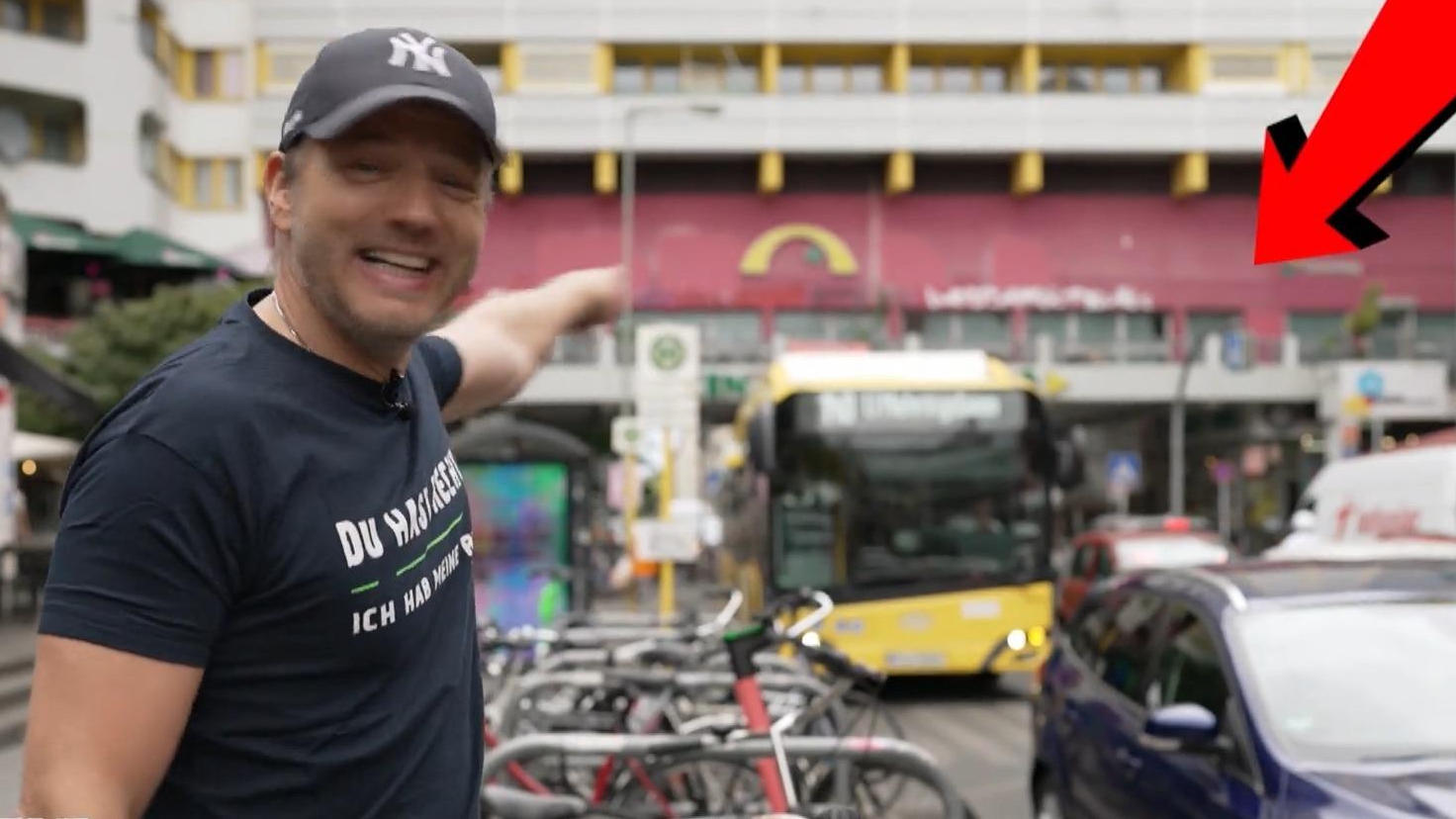 Comedian startet Petition gegen geplante Polizeiwache Mario Barth deckt auf: Kottbusser Tor in Berlin