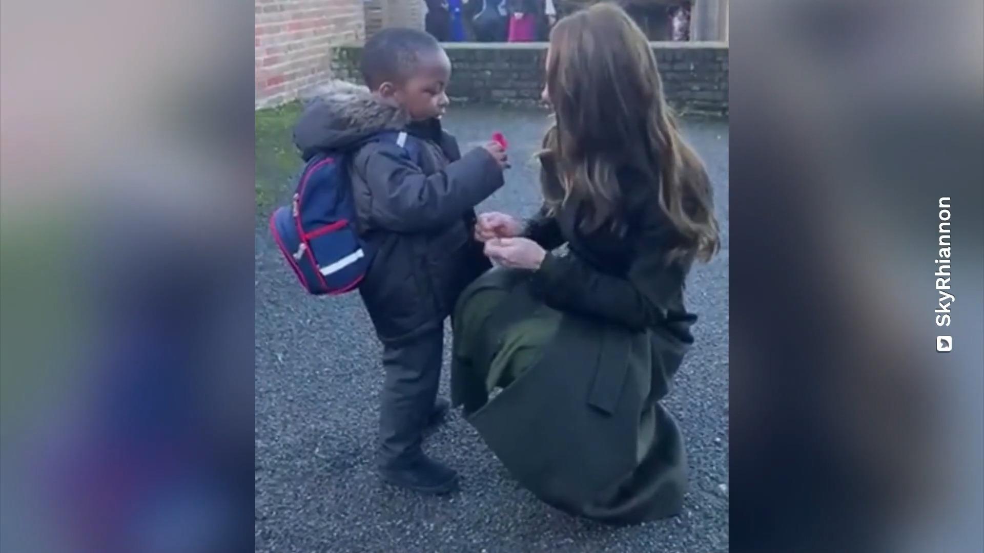 Darum ist Prinzessin Kate so cool mit Kids Körpersprache-Experte: