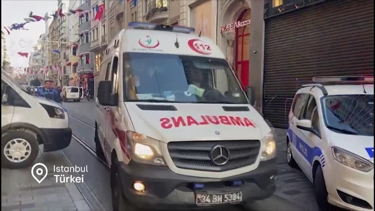 Explosion in Einkaufsstraße in Istanbul Tote und Verletzte