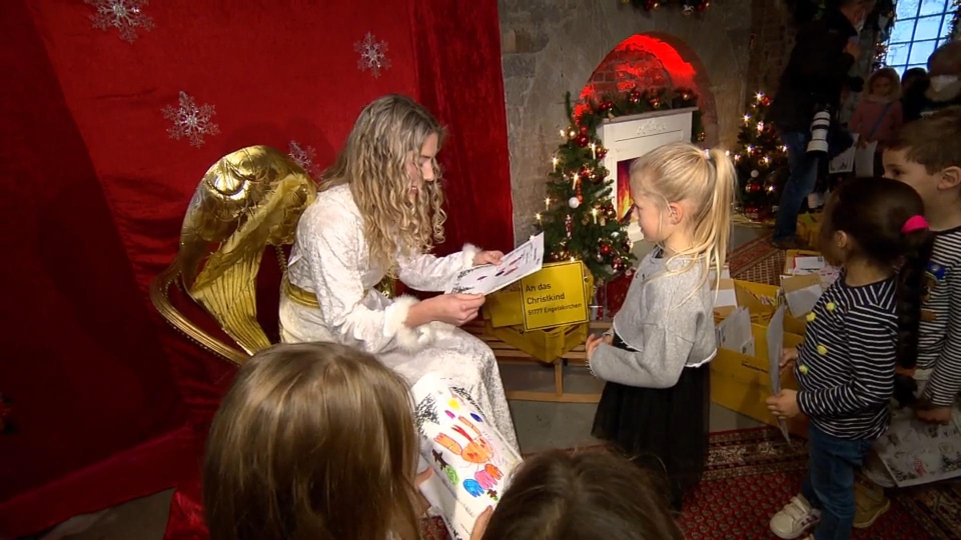 Christkindpostfiliale in Engelskirchen eröffnet Post vom Christkind