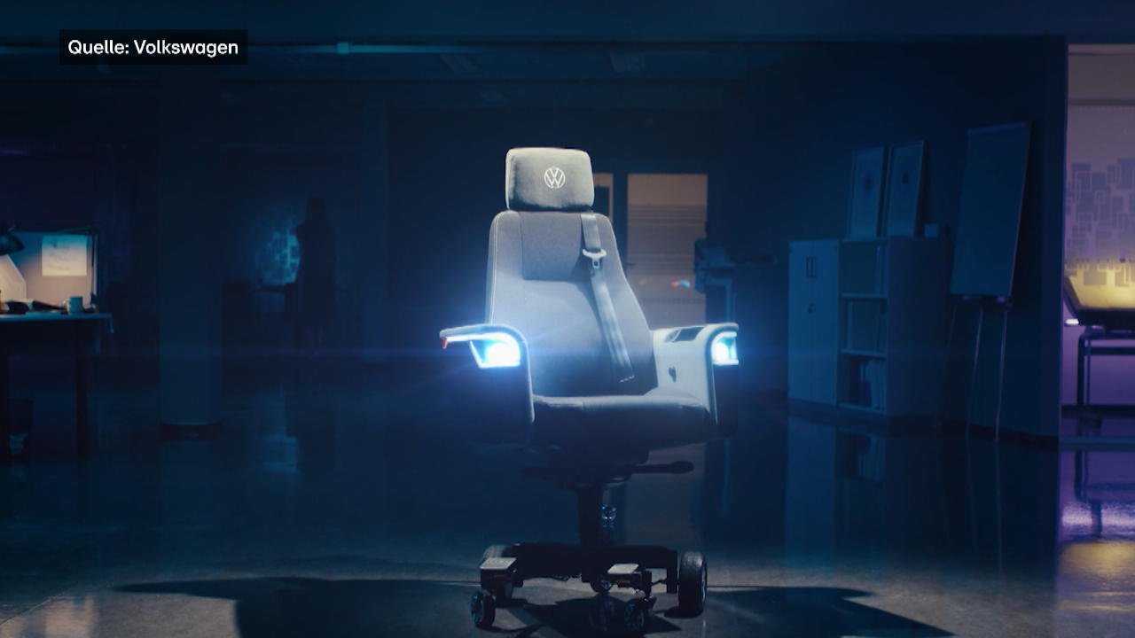 VW baut E-Bürostuhl mit Licht und Hupe Mit 20 km/h durchs Büro
