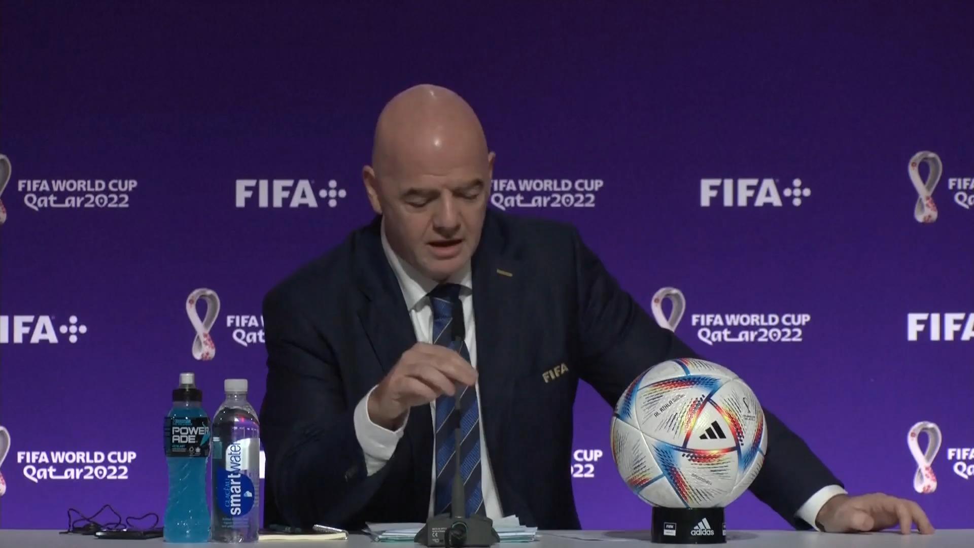 Infantino bezeichnet WM-Kritik als "reine Heuchelei" Irre Rede vom FIFA-Boss