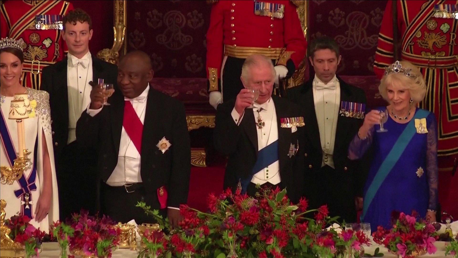 King Charles empfängt südafrikanischen Präsidenten Erster Staatsbesuch als König
