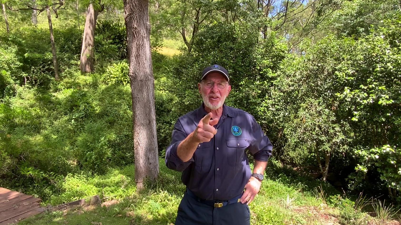 Dr. Bob freut sich auf "verrückte Promis" Grüße vom Dschungelcamp-Arzt