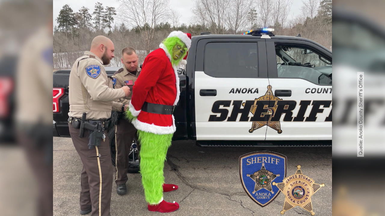 Polizei nimmt den Grinch fest Weihnachten gerettet!