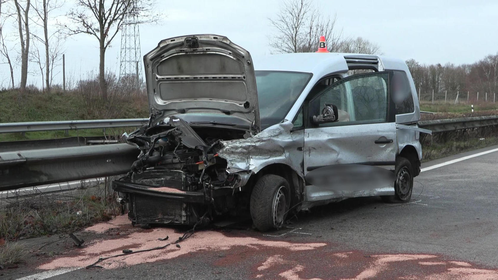 Schwerer Unfall auf A27 - zwei Menschen tot Verkehrsunfall bei Bremerhaven