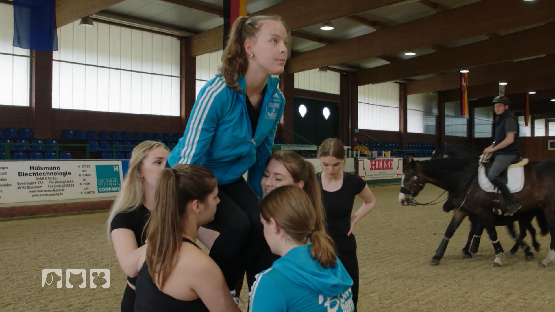 Cheerleading beim Reitsport Go "Blueberries"!