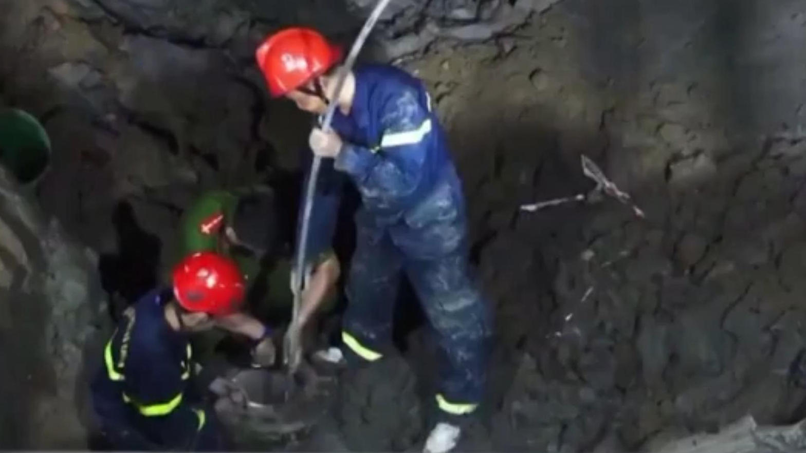 Junge (10) stirbt nach Sturz in 35-Meter-Betonrohr Traurige Gewissheit nach Rettungsdrama
