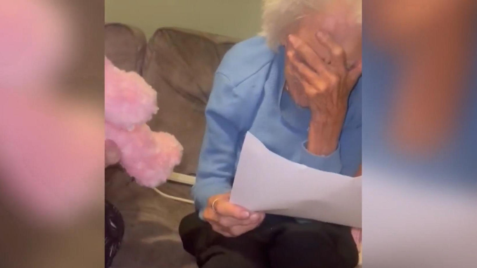 Winifred (85) pide felicitaciones de cumpleaños a su hija muerta 
