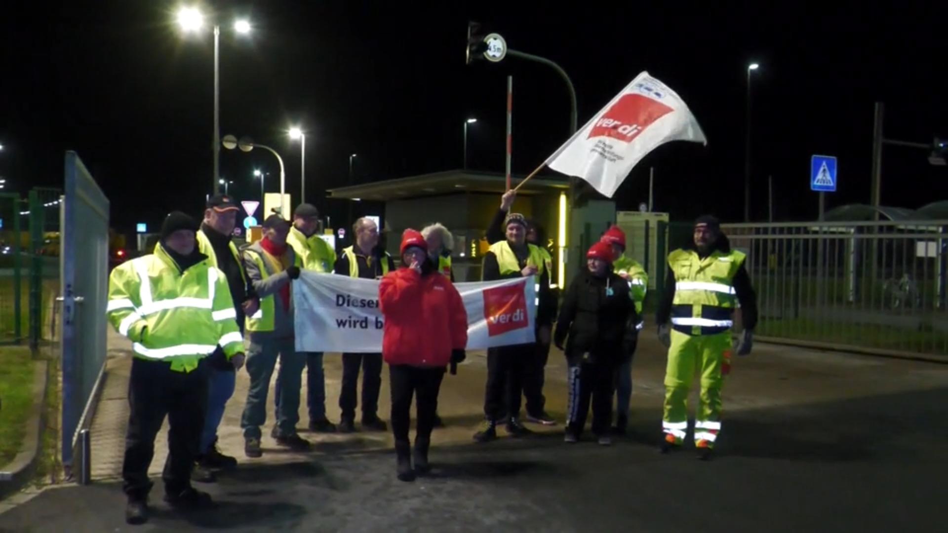 Post-Gewerkschaft will 15 Prozent mehr Gehalt Streik bei DHL und Post