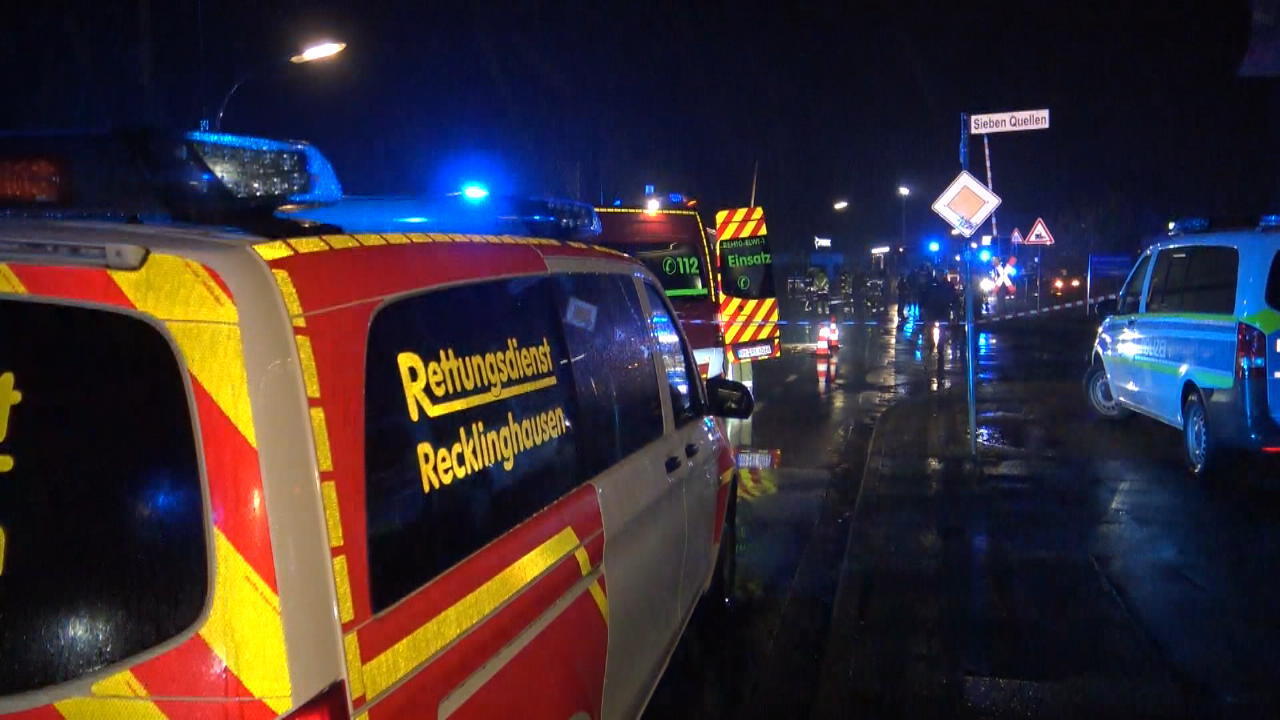Zug erfasst Kinder auf Gleisen - ein Kind stirbt Unglück in Recklinghausen