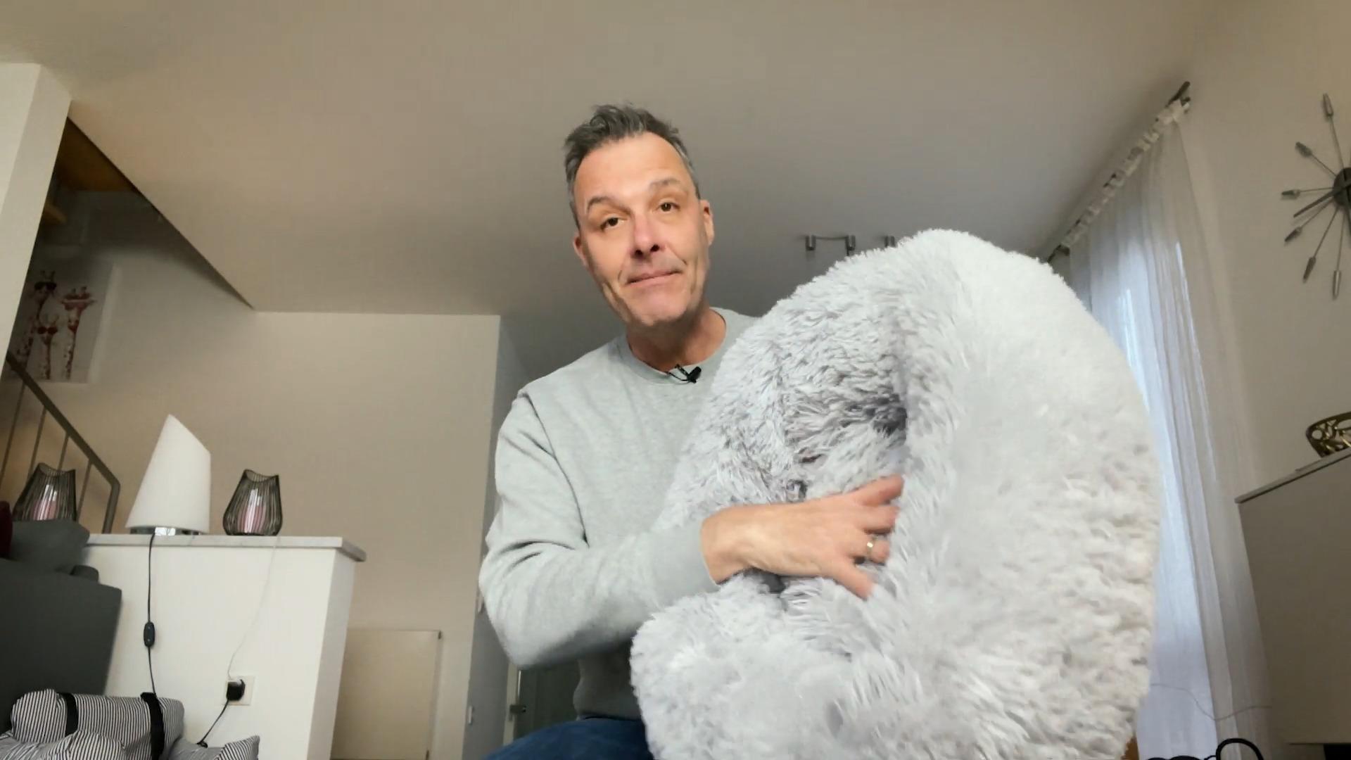 RTL-Reporter fällt auf dreiste Hundebett-Abzocke rein Plagiat statt Original