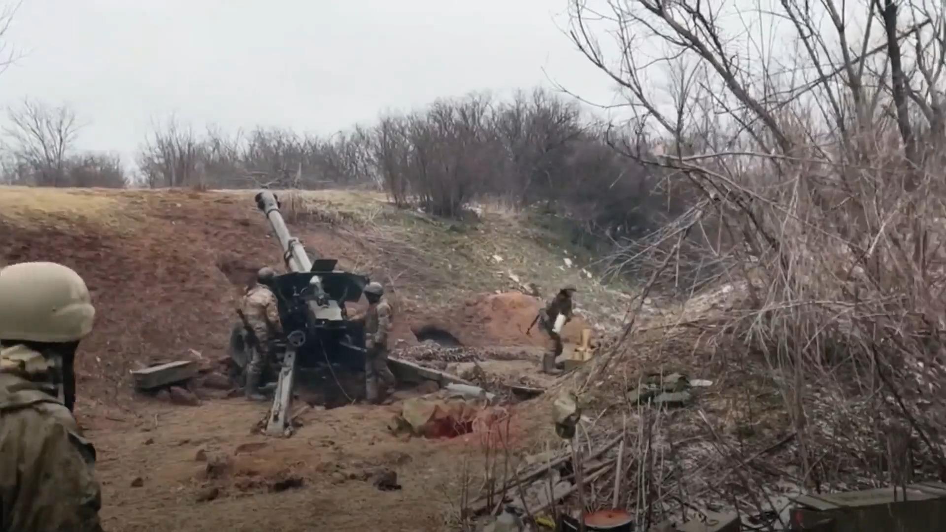 Russland setzt in Bachmut auf Ablenkung durch Artillerie Ukraine beobachtet neue Taktik