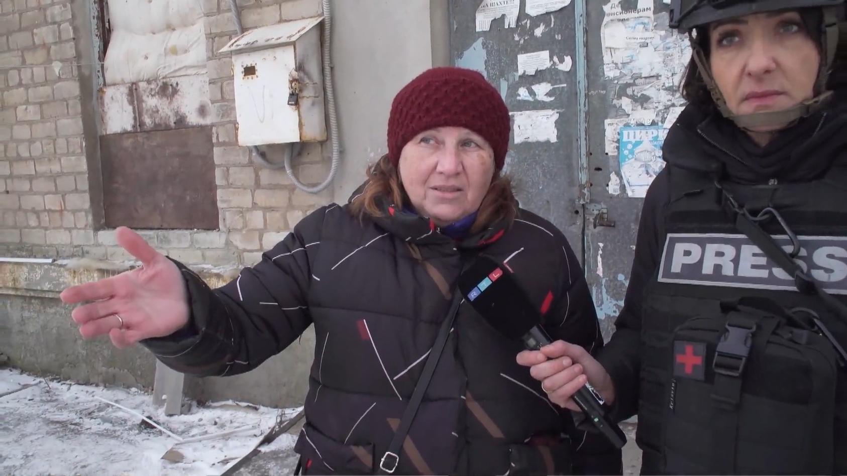 "Wer übernimmt für unsere zerstörten Leben Verantwortung? Reportage aus dem Frontdorf Chasiv Yar