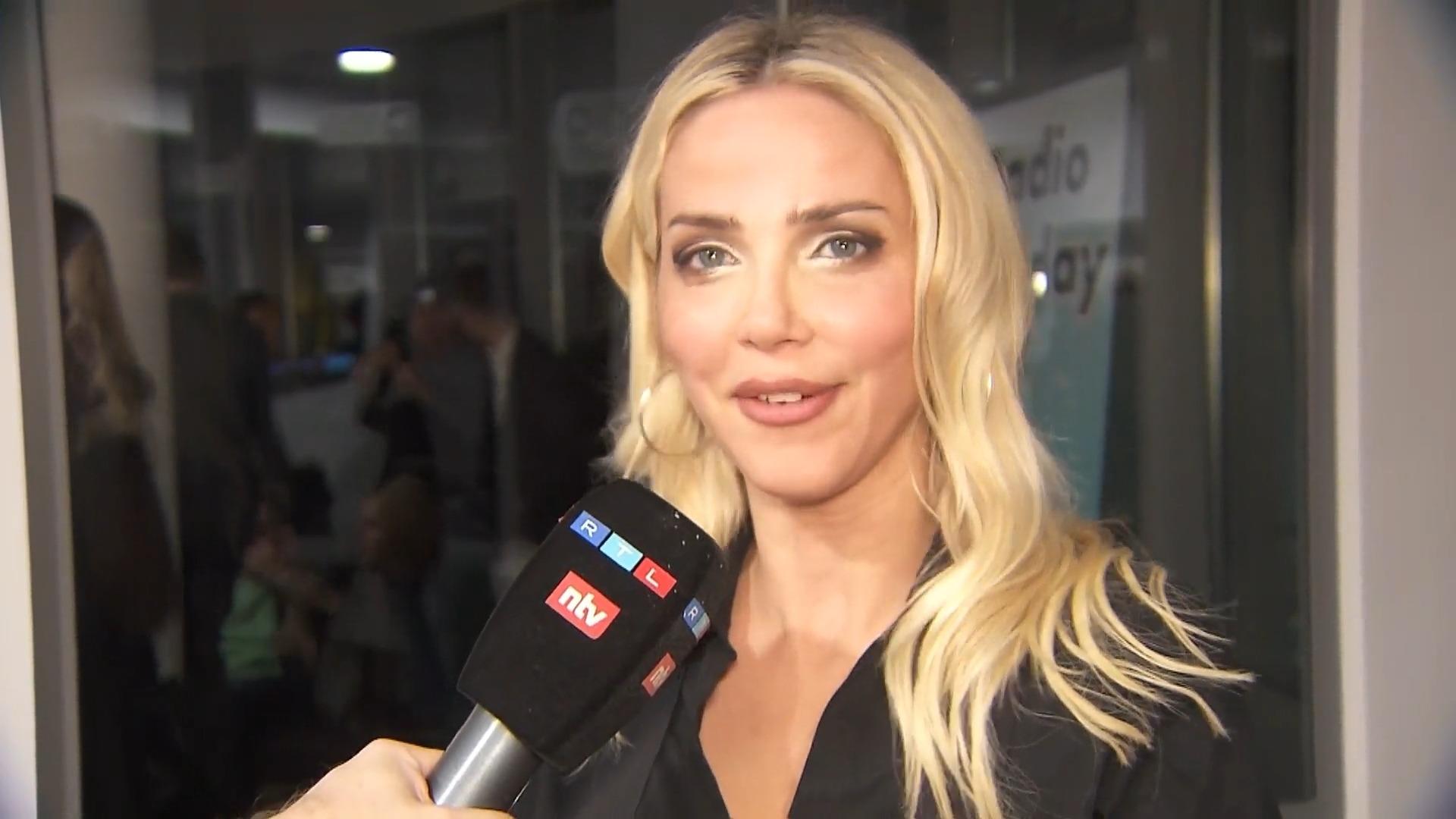 Schlager-Newcomerin SAFIYA erobert die Charts VIP News von Jens Prewo