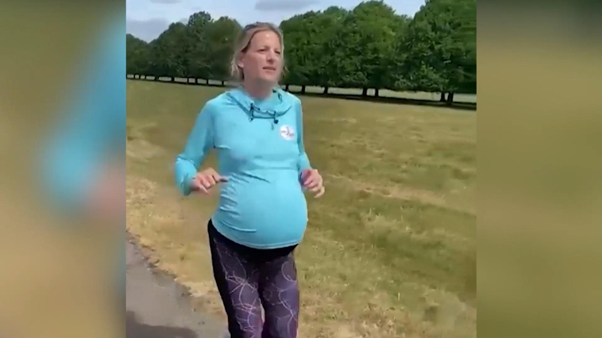 Mit Baby im Bauch: Sophie joggte schwanger 5.000 Kilometer Im Netz wird sie dafür kritisiert