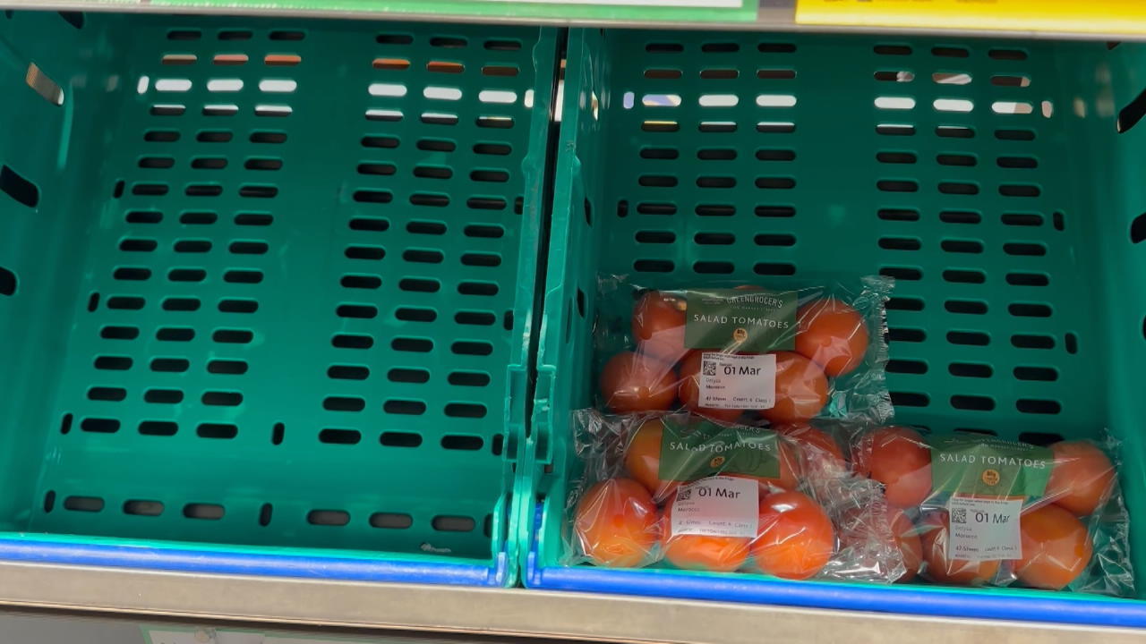 Britische Supermärkte rationieren Gemüse- und Obstsorten Kann uns das auch in Deutschland drohen?