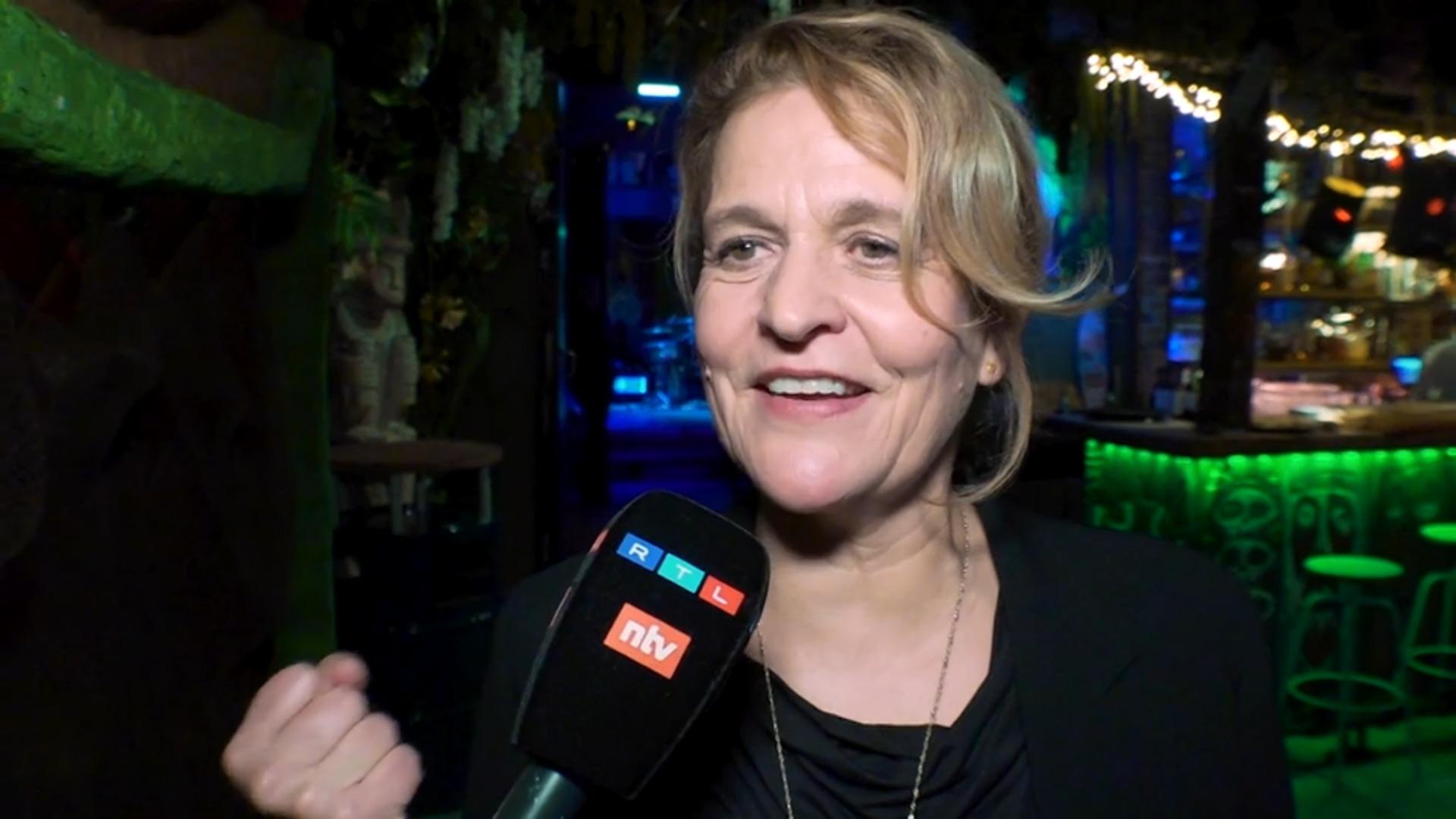 OB-Kandidatin Maja Wolff präsentiert ihre Wahlkampfhymne VIP News von Jens Prewo