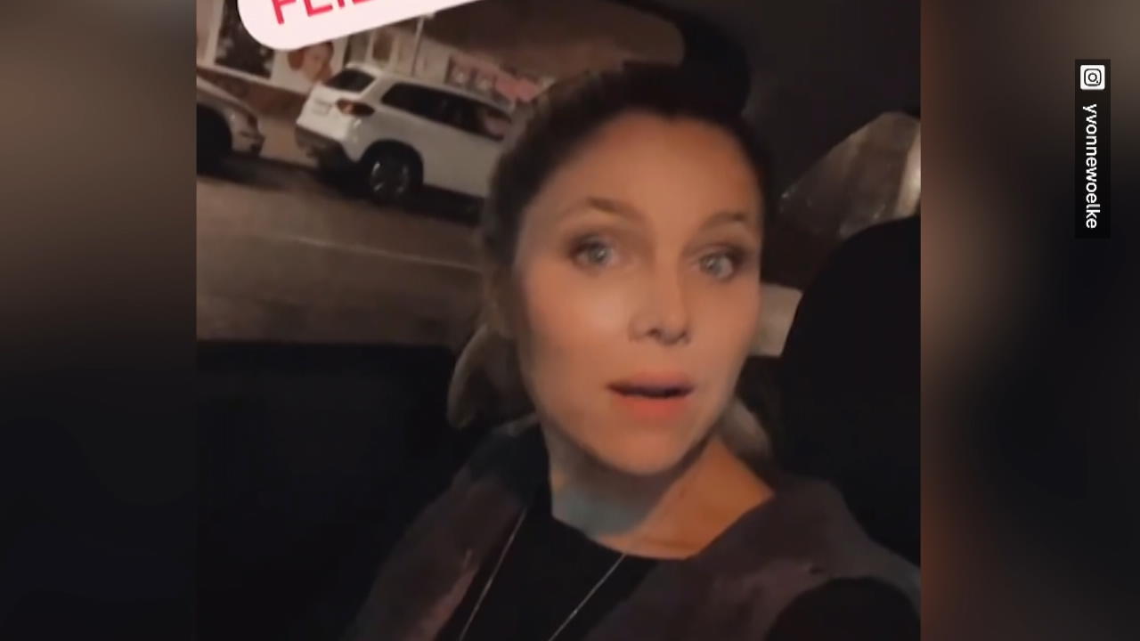 Yvonne Woelke guckt Video im Auto - und wird wuschig! "...danach habe ich immer Sex"